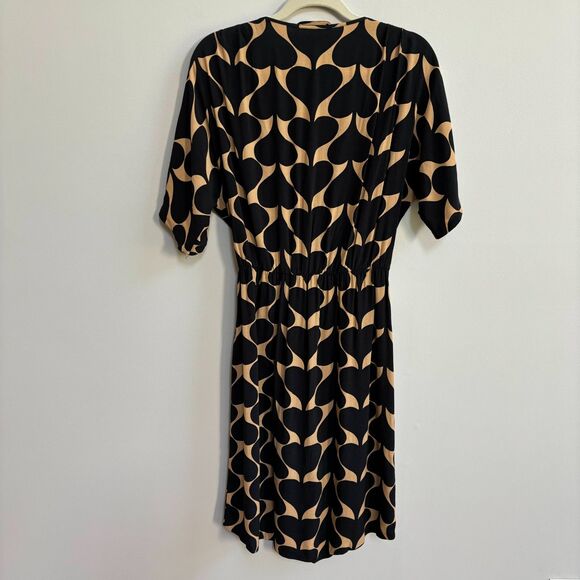 Diane Von Furstenberg Genevieve Spade Graphic Print Dress 6 Faux Wrap Black Tan - Picture 7 of 12
